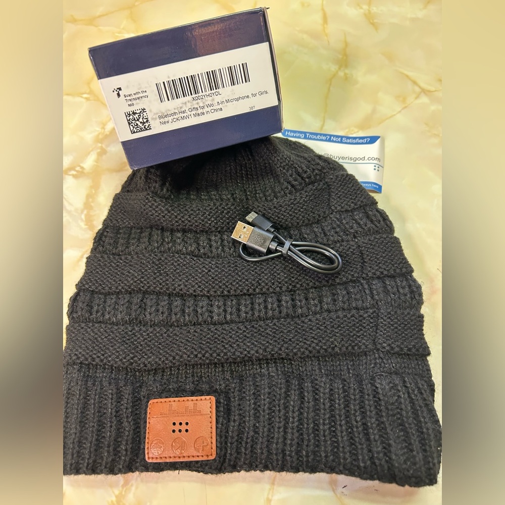Bluetooth Beanie Hat Wireless Headphones Black built in Microphone